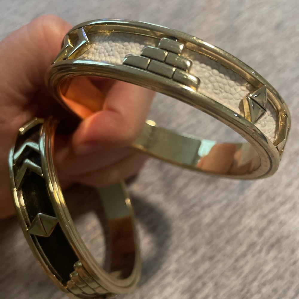 House of Harlow Black and White Bangle Bracelet Set